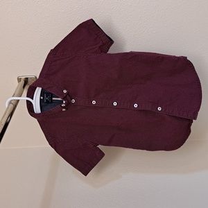 Cactus Boys Button-Down Short-Sleeve Shirt, size 5/6, Burgundy with White Dots